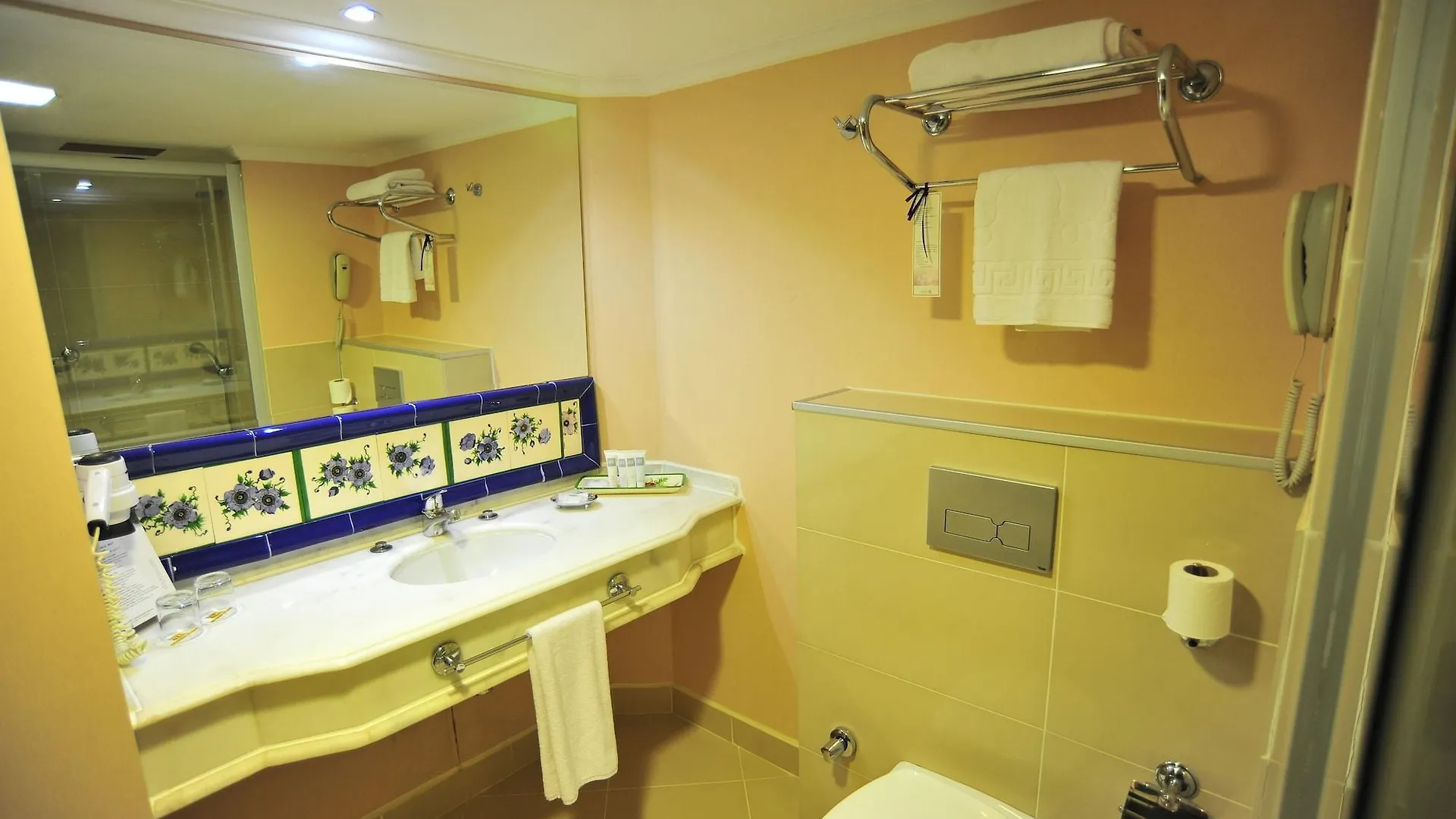 Hotel Anemon Kent Izmir Otel